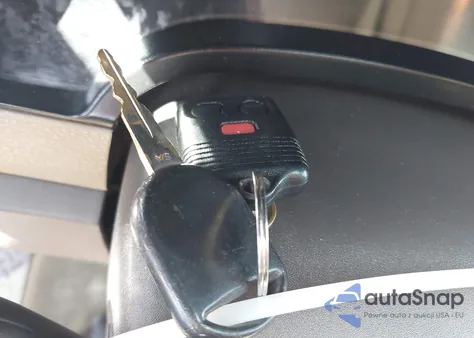 2010 Ford F-150 Fx2 Sport/Harley-Davidson/King Ranch/Lariat/Platinum/Xl/Xlt z USA, uszkodzony, nr VIN 1FTFW1CV2AKA21525